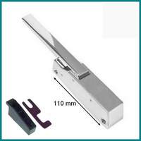 Fermeture CAPIC 105505 de porte de frigo   poignée chromée entraxe 110 mm 