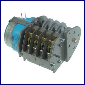 Programmateur  4 cames moteur ELETTROMECCANICA CDC 11904F1BDE0000030  11904F1BDE0000040   12 min  PIECE D'ORIGINE